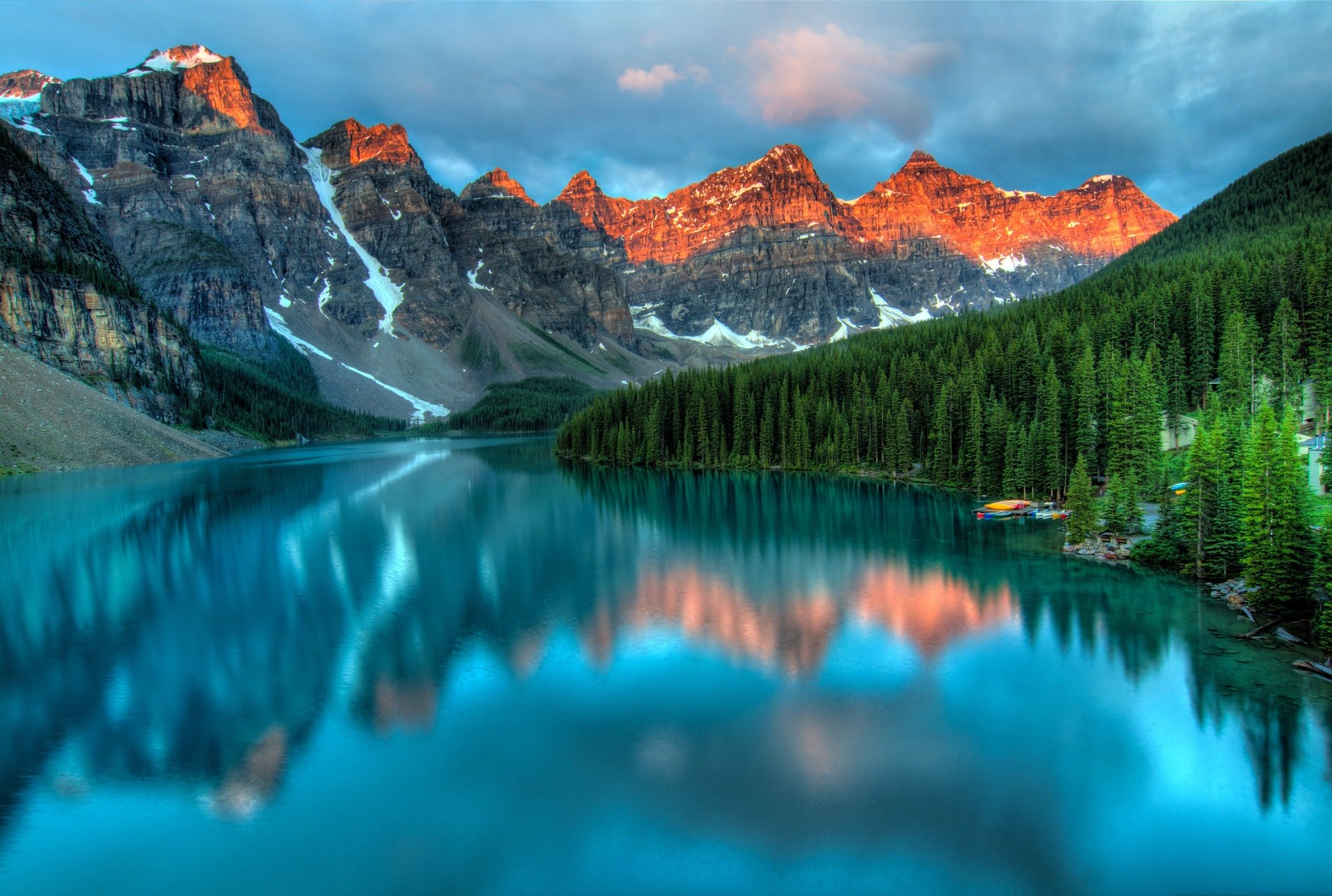 Global Destination Reviews: Must Do Canada
